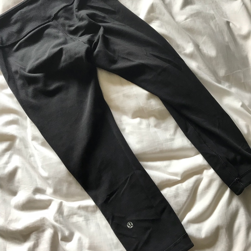 LULULEMON CROPS REVERSIBLE